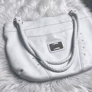 Maxx New York Elegant White Shoulder Bag